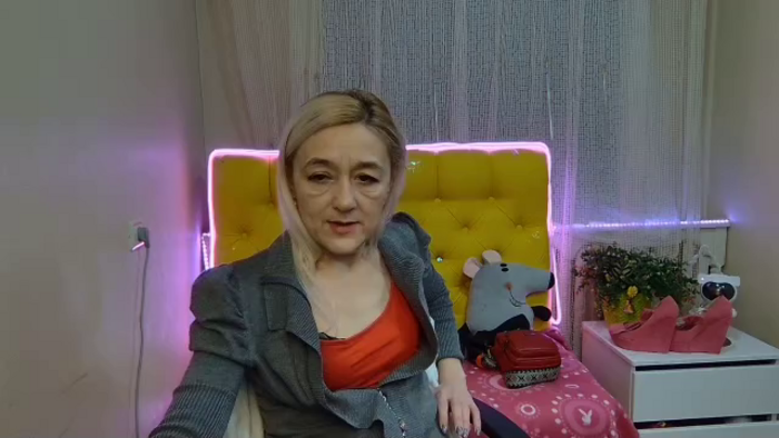 karmen-hiron
