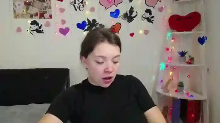 2025/02/02/flirt4free-kira-dripe-02-18-33