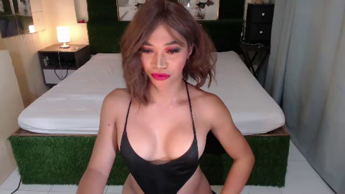 kristine-aluxe
