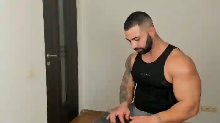 2025/02/02/flirt4free-jaxon-hunk-21-02-37