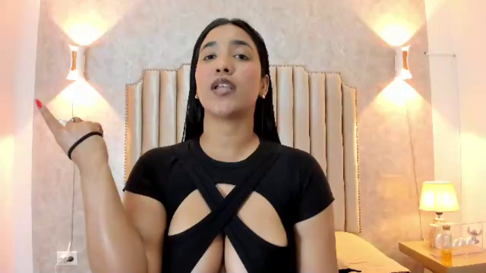 naisha-rousell