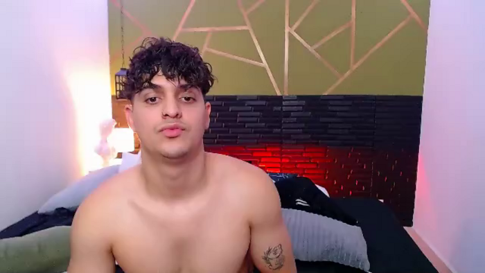 jordan-velez-and-rooney-saenz