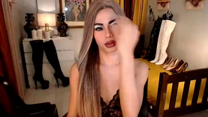 trish-reds