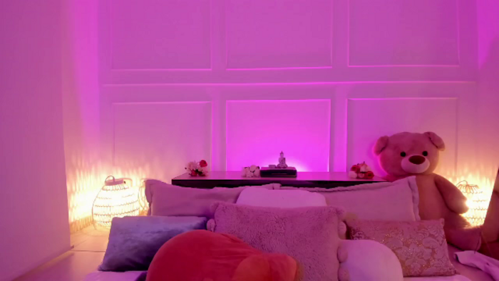 mia-klein