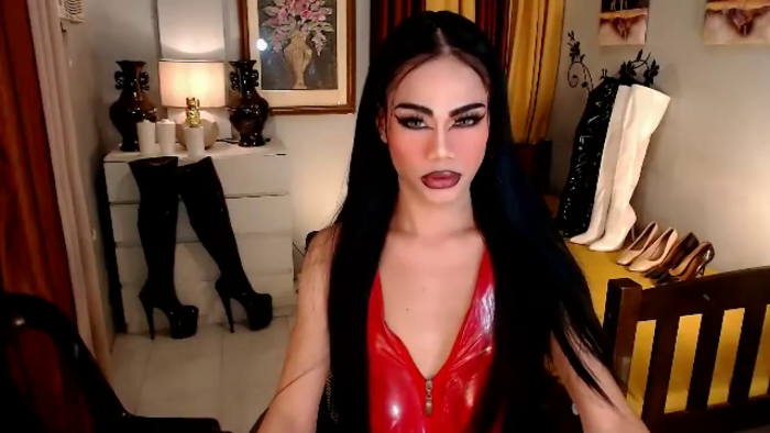 trish-reds