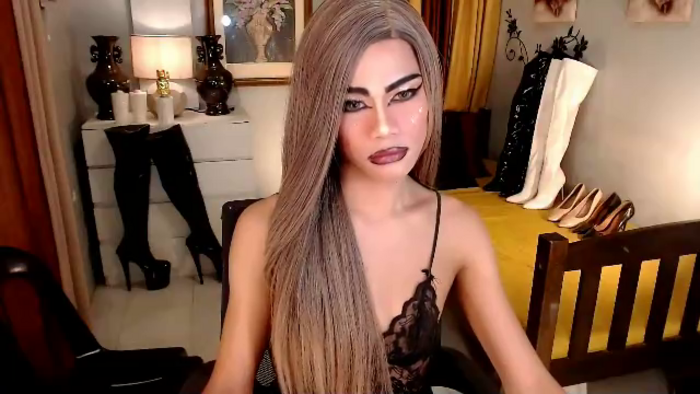 trish-reds