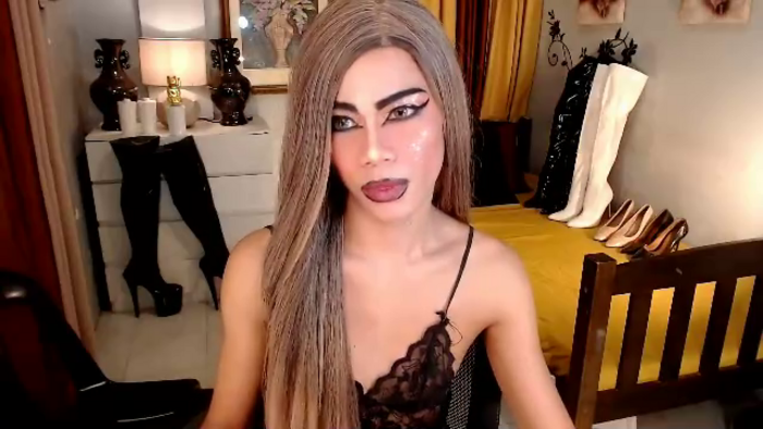 trish-reds