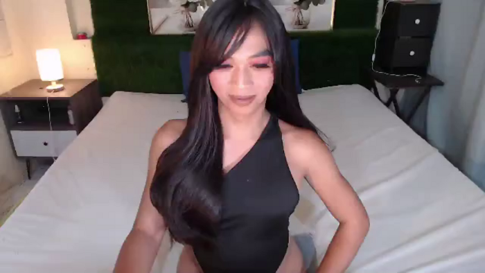kristine-aluxe