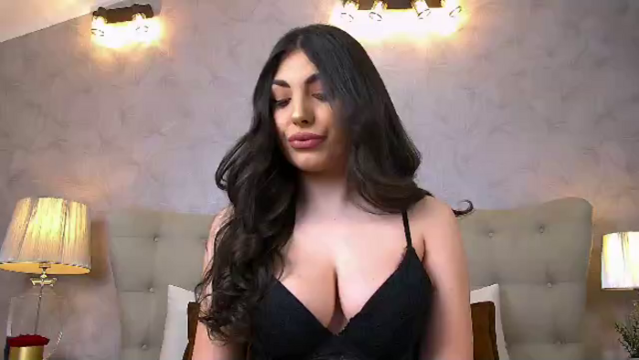 tara-alison