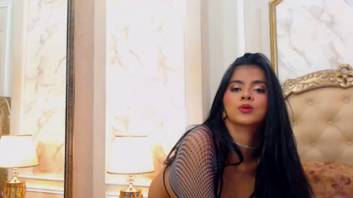 scarlet-lennox