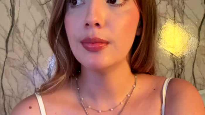 zoe-gray