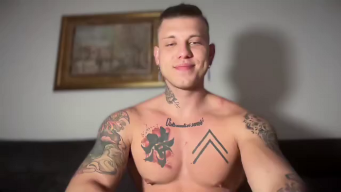 richie-grey