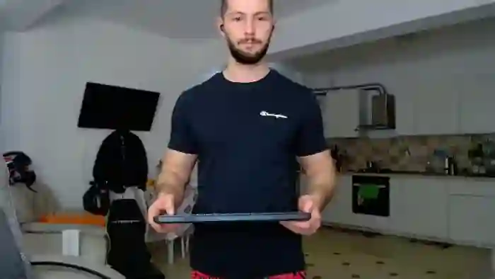 2025/02/19/flirt4free-zack-fraser-05-55-46