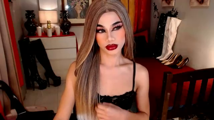trish-reds