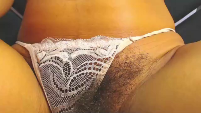 victoria-hairy