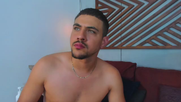 paul-riveraa