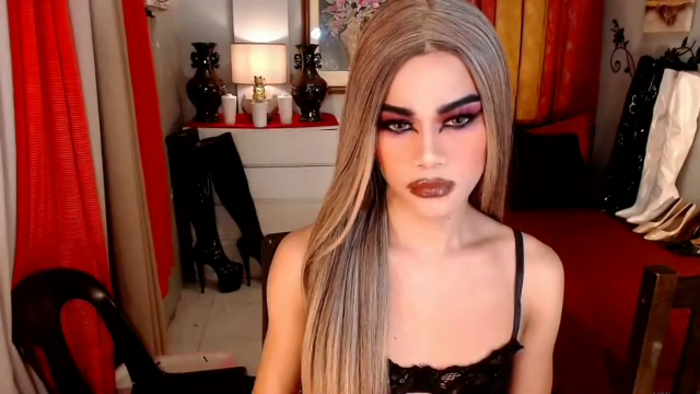 trish-reds