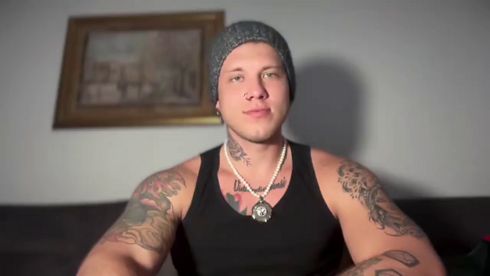 richie-grey