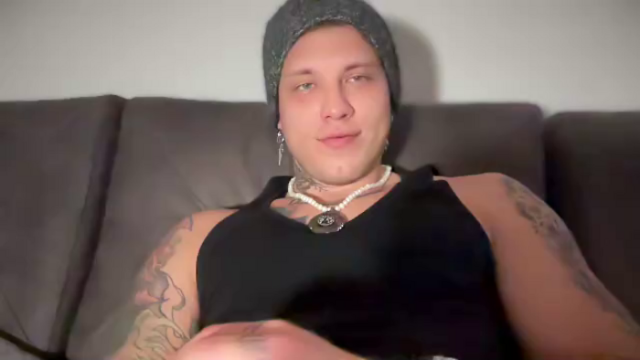 richie-grey