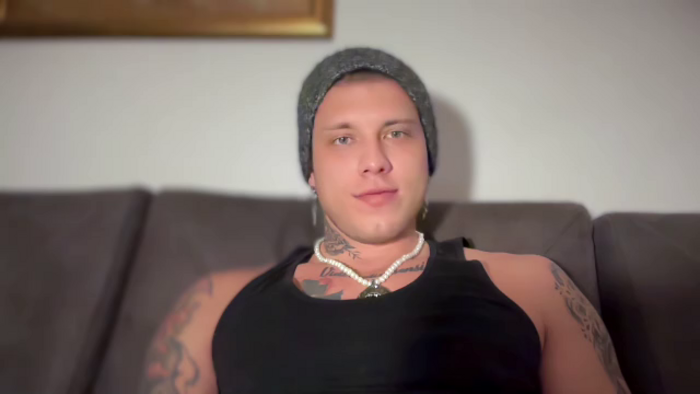 richie-grey