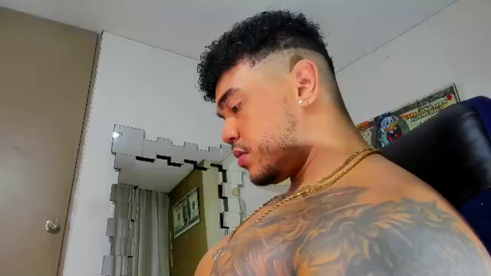 zeus-strong