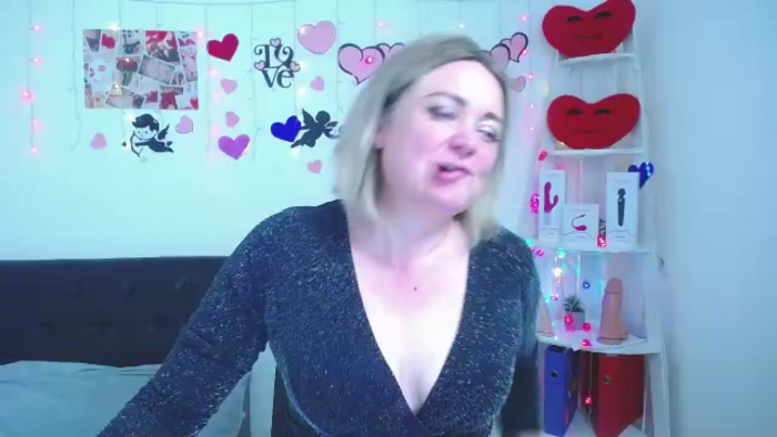 sneaky-kate