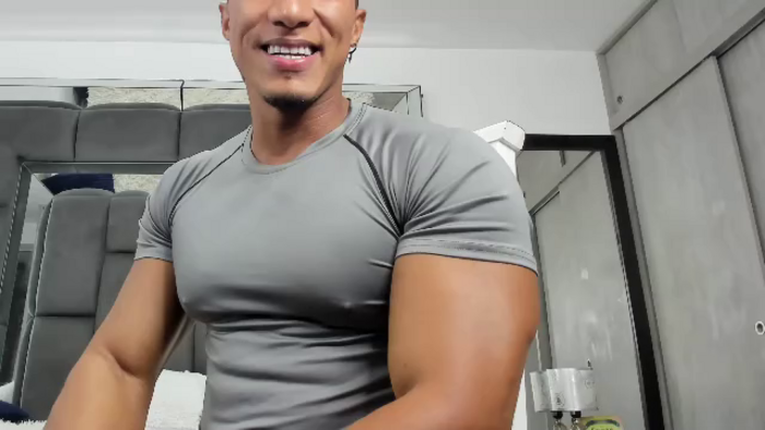 mat-strong