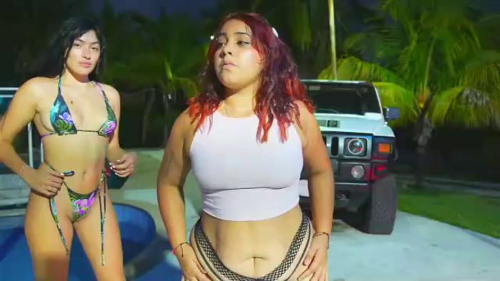 mansion-girls