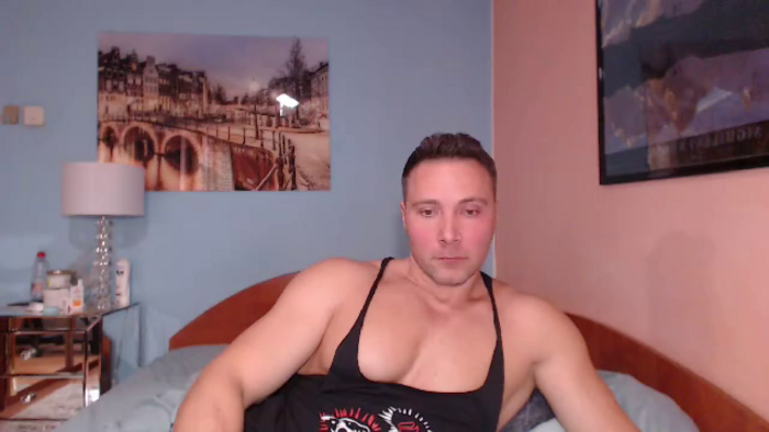 hunky-muscle