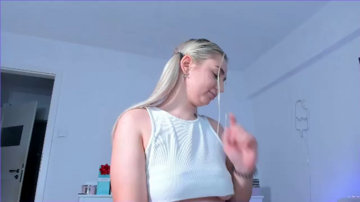 lala-alexis