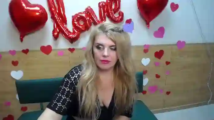 2025/03/03/flirt4free-julya-barbi-22-44-16