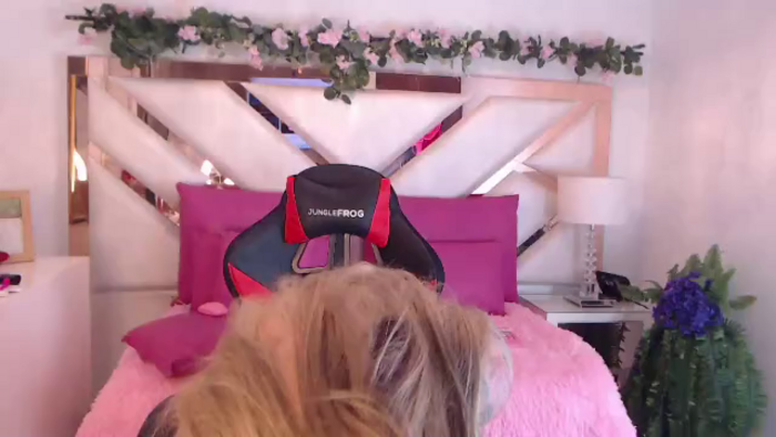 layla-watson