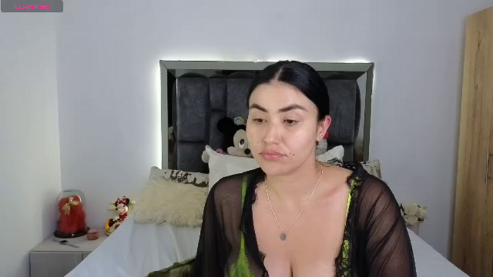 lola-dove