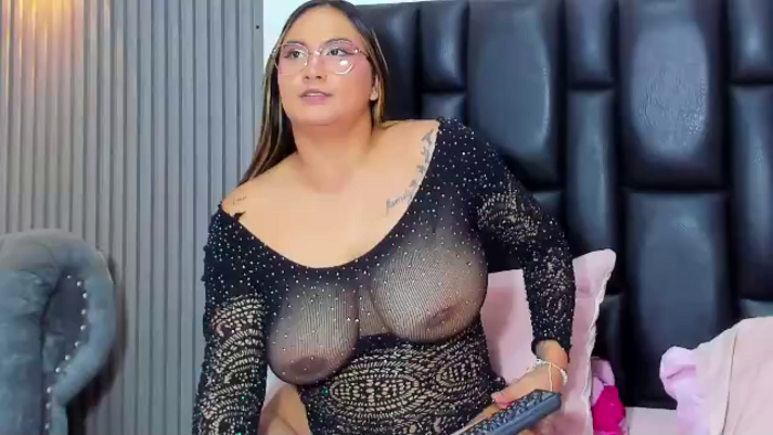 mia-laurent