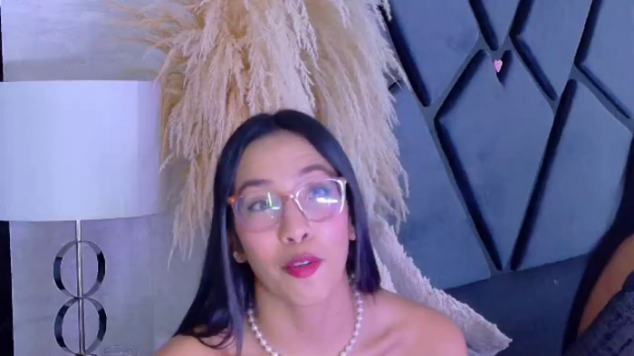 kylie-whitee