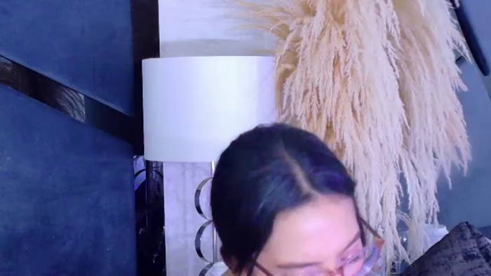 kylie-whitee