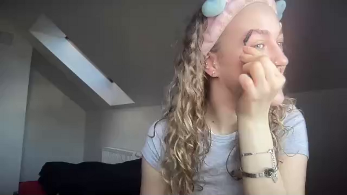 nadya-blue