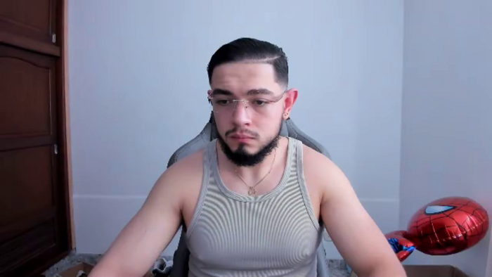 luigi-white