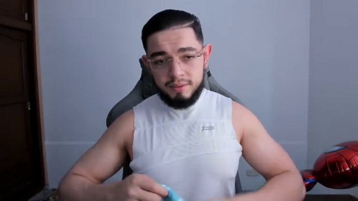 luigi-white