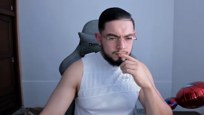 luigi-white