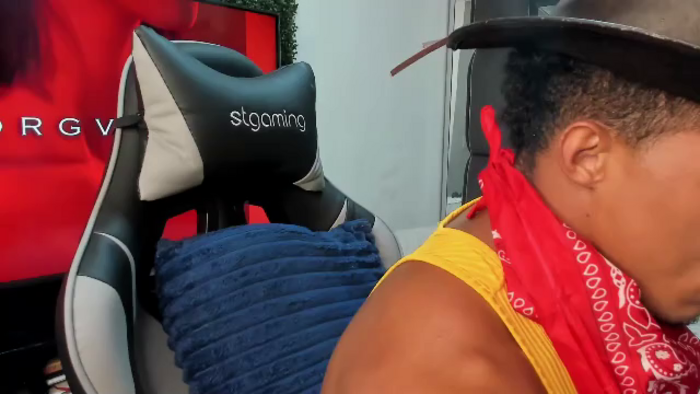 mat-strong