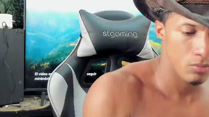 mat-strong