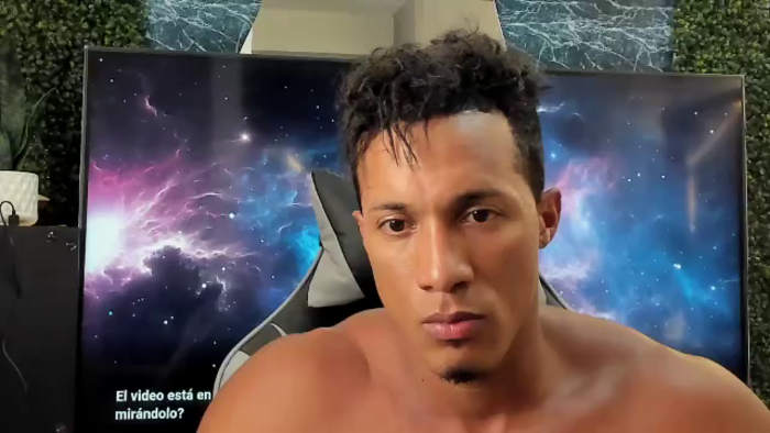 mat-strong