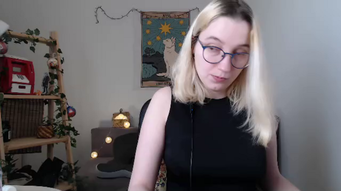 kira-tarot