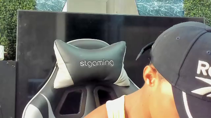 mat-strong