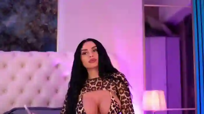 2025/03/25/flirt4free-isabelle-hunt-11-58-09