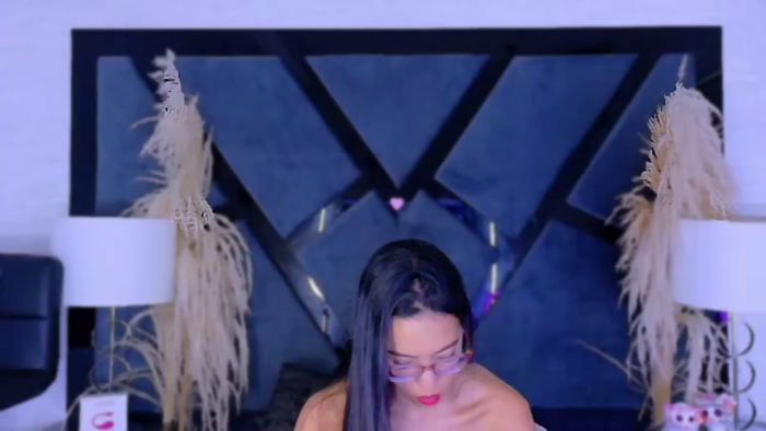 kylie-whitee