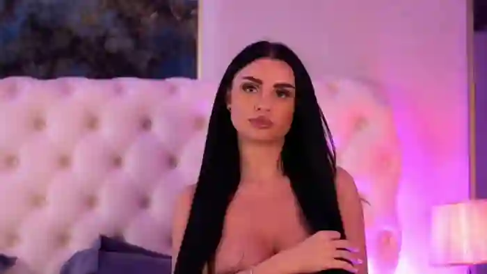 2025/03/27/flirt4free-isabelle-hunt-10-18-02