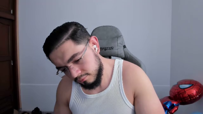 luigi-white