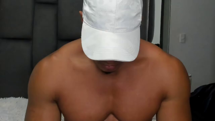 mat-strong